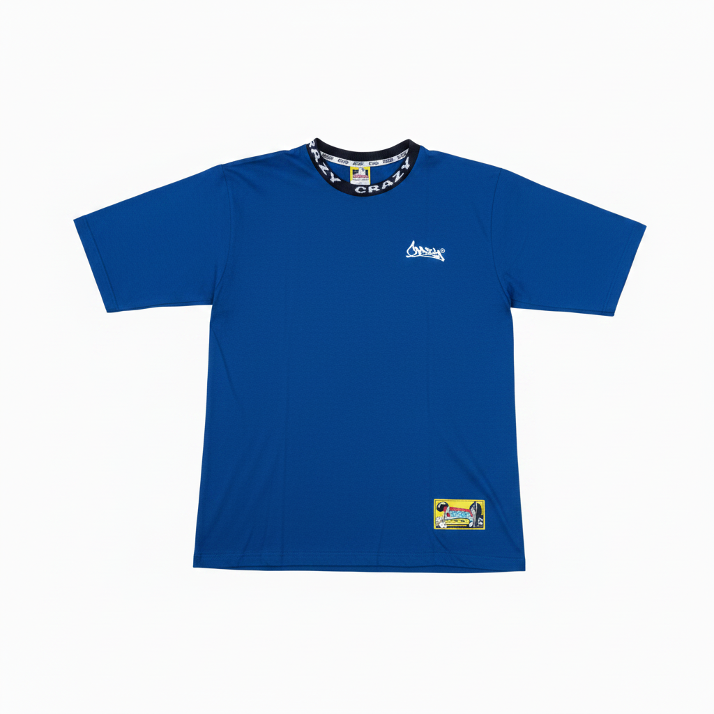 Camiseta azul rey con logo blanco
