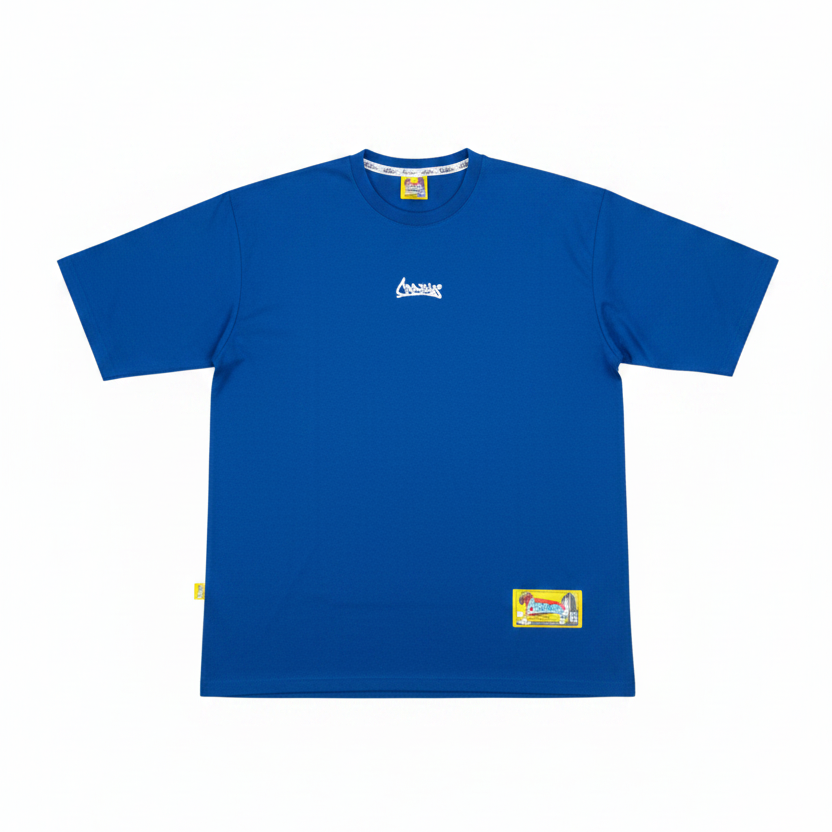 Camiseta azul rey con logo