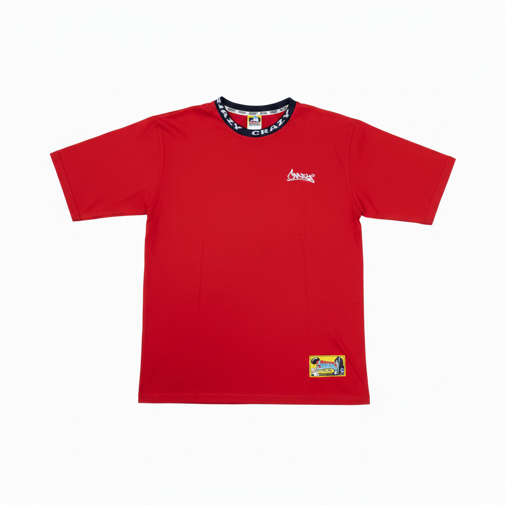 Camiseta roja con logo blanco
