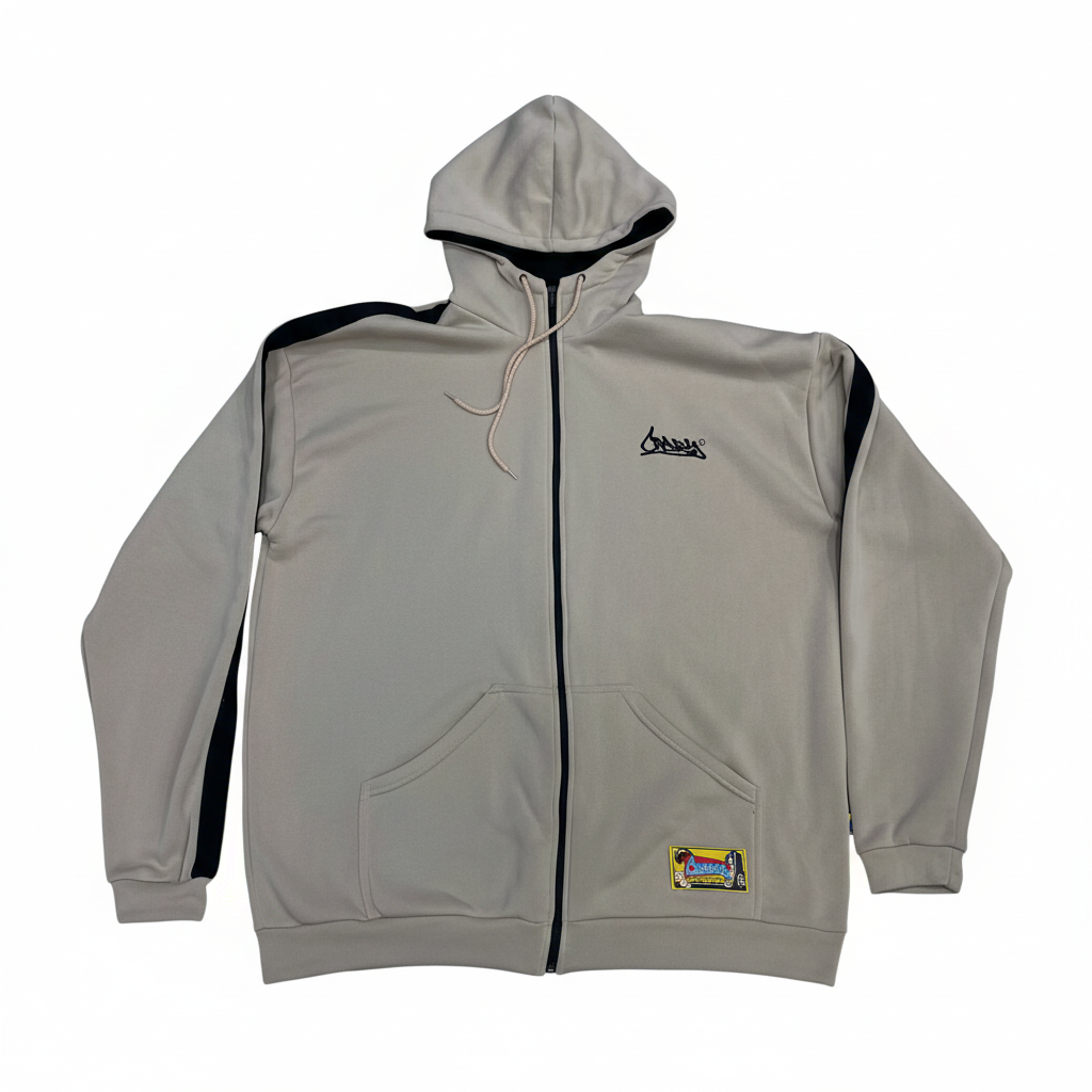 Hoodie CRAZY beige con paneles negros sobre fondo blanco