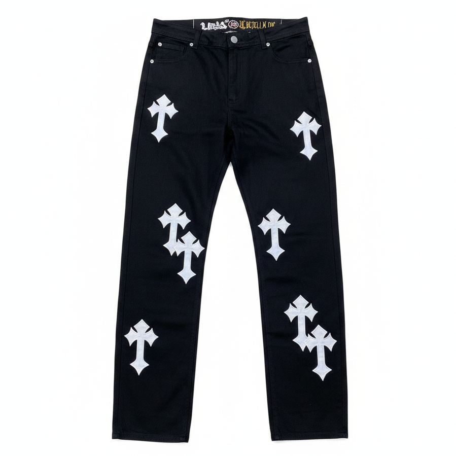 Jeans negros cruces góticas fondo blanco